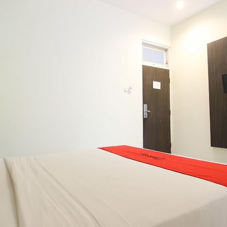 Reddoorz Plus Near Keraton Yogyakarta 2 Ξενοδοχείο Εξωτερικό φωτογραφία